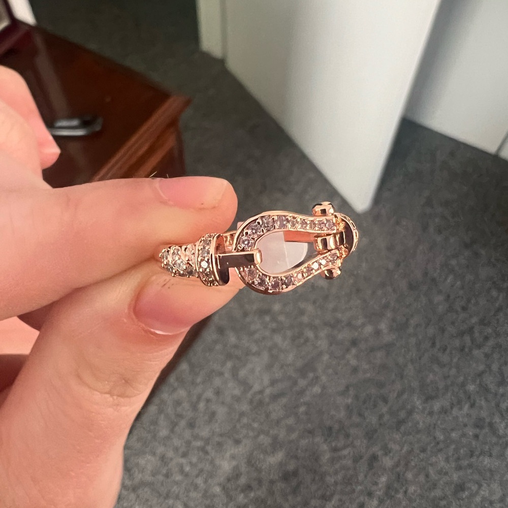Bomb party ring size 8